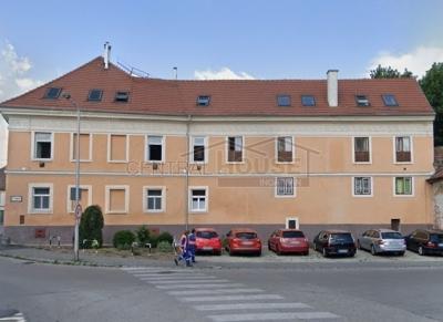Soproni eladó lakás a központban (106270-thumb)